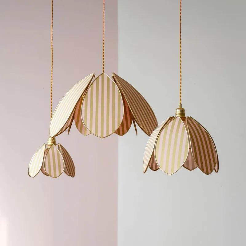 

Modern Minimalist Six Petal Flower Restaurant LED Pendant Lights Cloth Aesthetic Gold Stripes Bedroom Bedside Decor Hanging Lamp