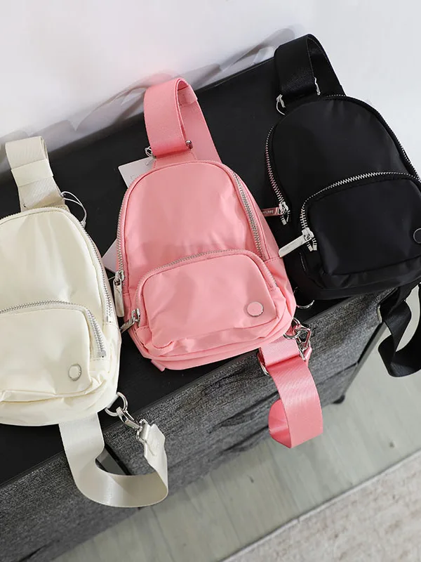 調節可能なクロスボディチェストバッグ、トラベルシングルショルダーバッグ、多機能スリングバッグ、ポリエステル製ジッパー開閉、カジュアルレジャー