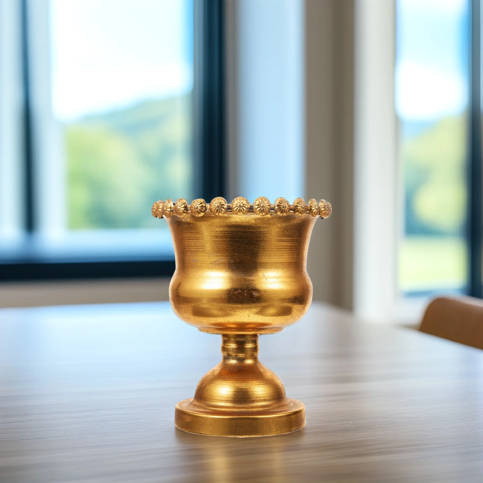 

Metal Planter 17x20x12cm Gold Flower Vase for Home Decor Floral Arrangement Wedding Banquet Table Centerpiece