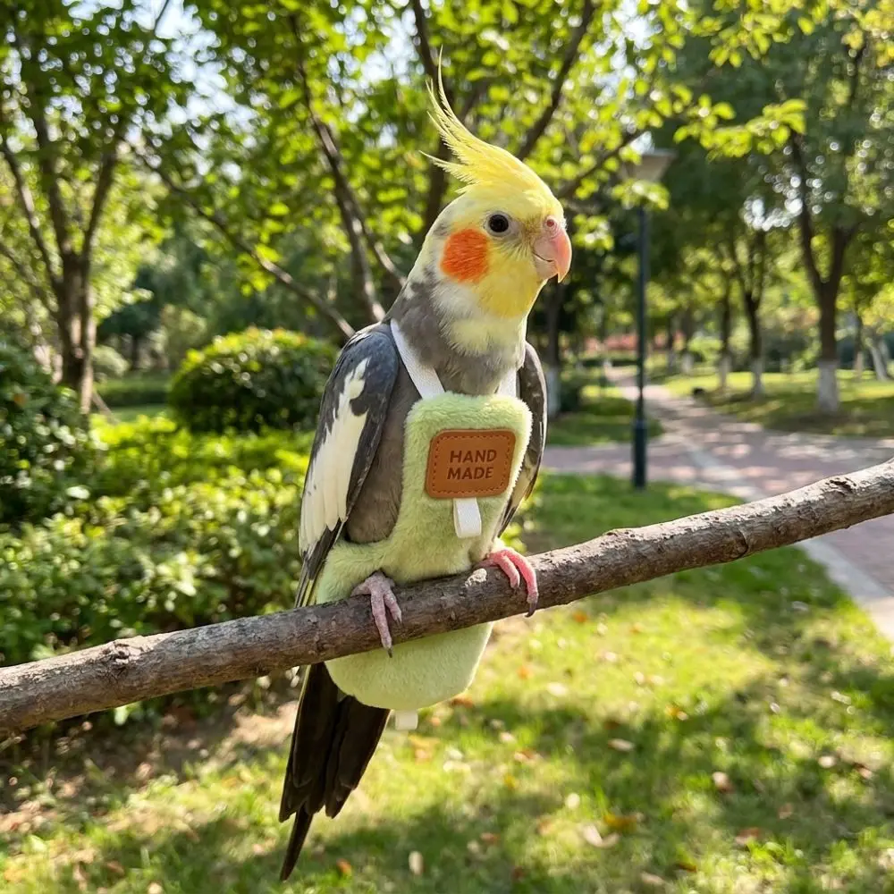 Adjustable Parrot Flight Suit Comfortable Warm Bird Diaper Escape-Proof Snap-Closure Parrot Poop Bag Winter Season