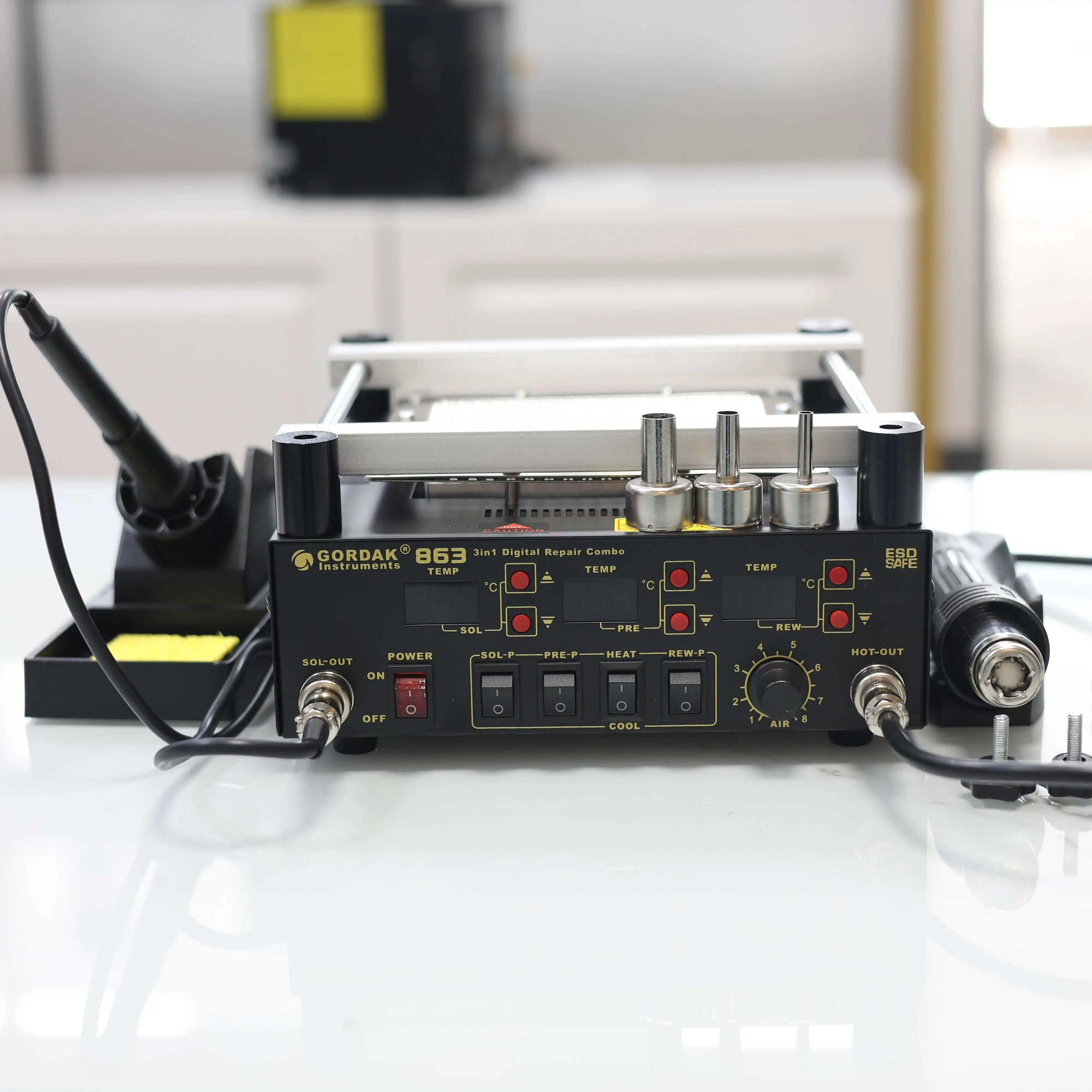 Stazione di saldatura Gordak 863 Stazione di rilavorazione Bga 3 in 1 Stazione di saldatura preriscaldatore PCB Stazione di saldatura Heatr Gun Riparazione del telefono