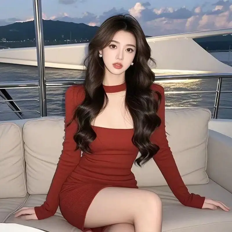 

Нишевый и уникальный дизайн, с ощущением талии, для похудения, студенческая повседневная женская одежда с героями мультфильмов, облегающая короткая юбка, женские комплекты