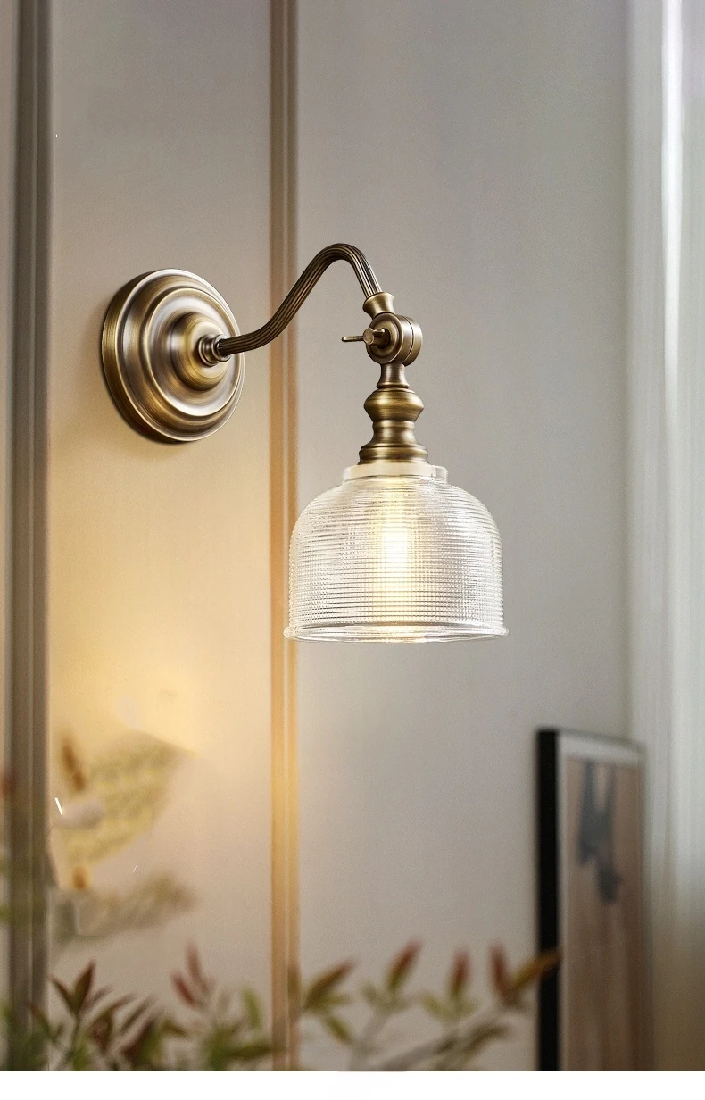 Vintage Adjustable Brass Wall Sconce Clear Ribbed Glass Shade E27 Retro Bedside Wall Lamp For Bedroom Bathroom Aisle Home Decor