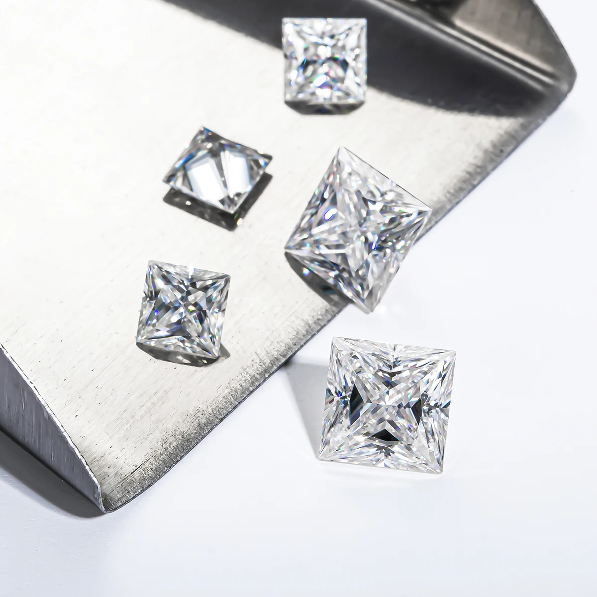 AnuJewel 0.12-6ct D Color VVS1 Princess Cut Moissanite With Certificate Factory Store Onlymoss Loose Moissanite Wholesale