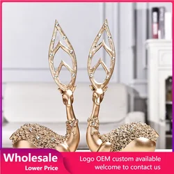 Creative Livingroom Figurines Fashion Ornaments Home Table Decoration Pieces Luxury Products European Resin Deer Model
