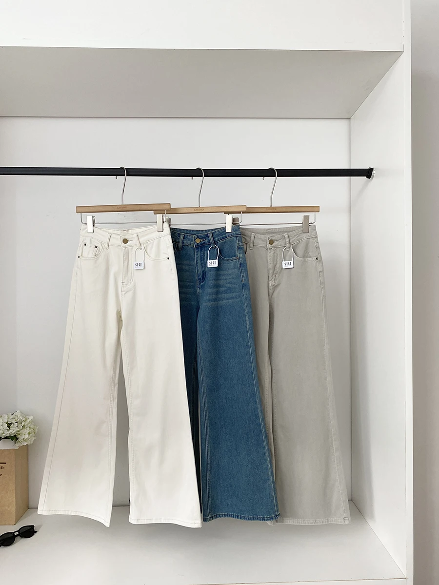 

Женские джинсы с высокой талией, облегающие, слегка расклешенные, в повседневном стиле, из полиэстера, на пуговицах, весенняя коллекция