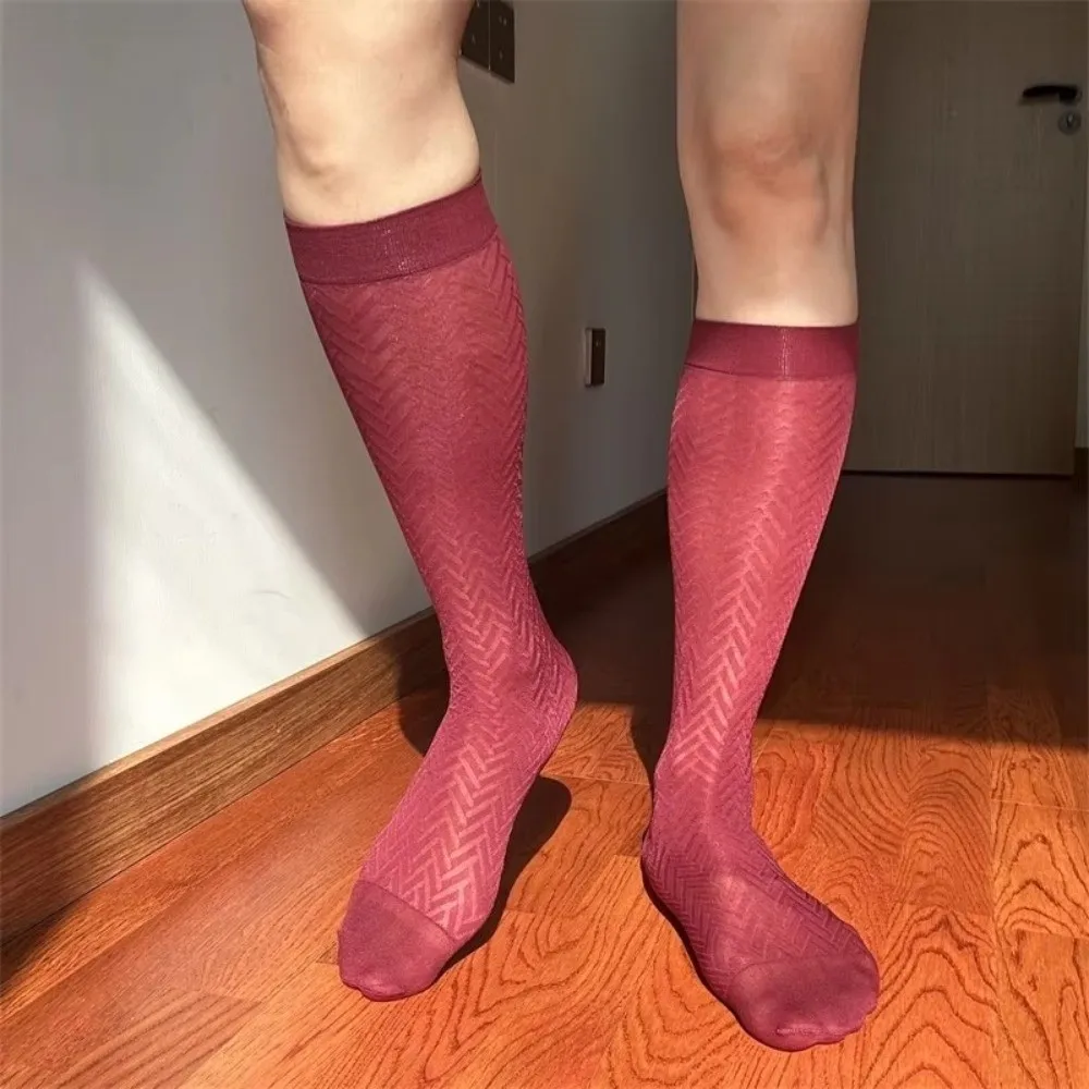 Ultradünne Herren-Business-Socken Transparente Streifensocken aus Eisseide Atmungsaktive Unterschenkelsocken für Formelle Anlässe