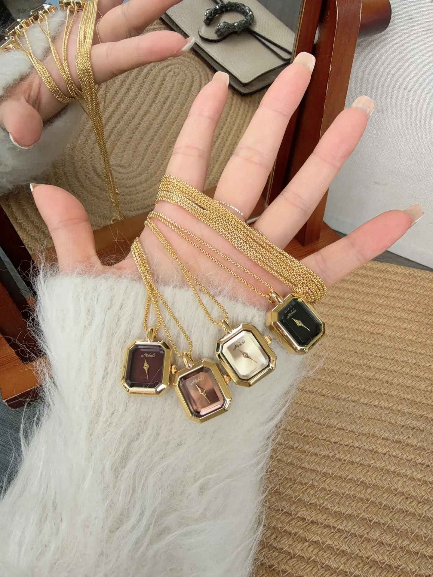 sweater-chain-quartz-pocket-watch-for-women-functional-time-square-dial-necklace-retro-orologio-mujer-reloj-ladies-pendant-clock