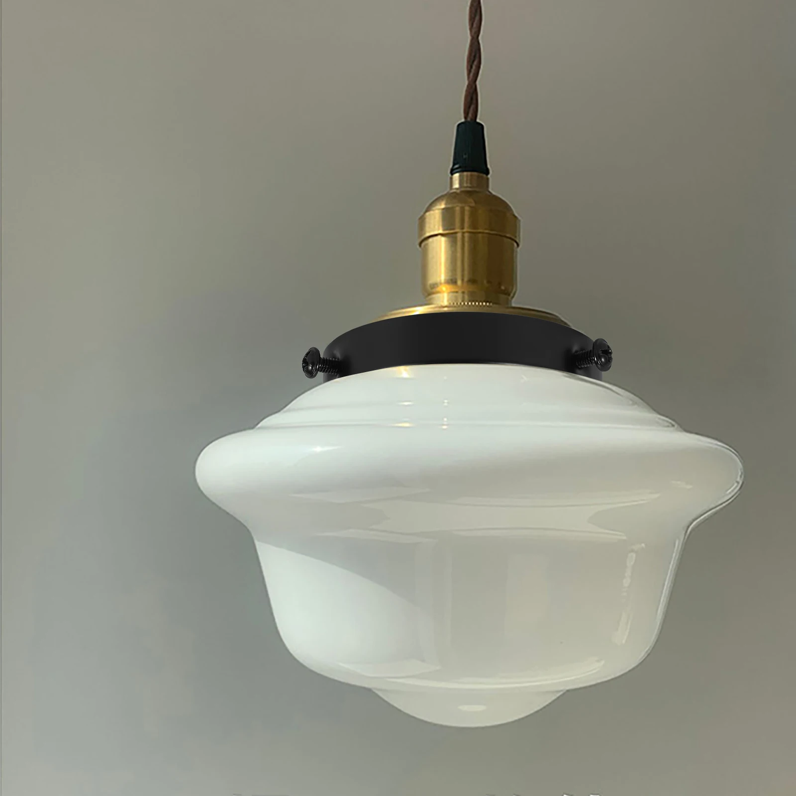 

Solid Iron Vintage Lamp Shade Holder Durable Three-Hole Ring Replacement for Pendant and Table Lamps Lamp Shade Adapter Ring