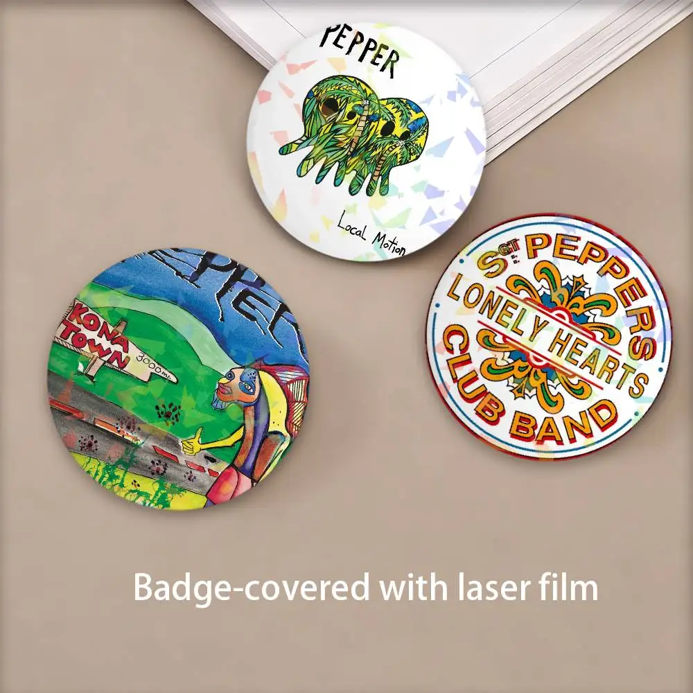 ROCK Band P-Pepper Round Badge Lapel Pins for Backpacks Briefcase Laser Brooch Clothes Gifts