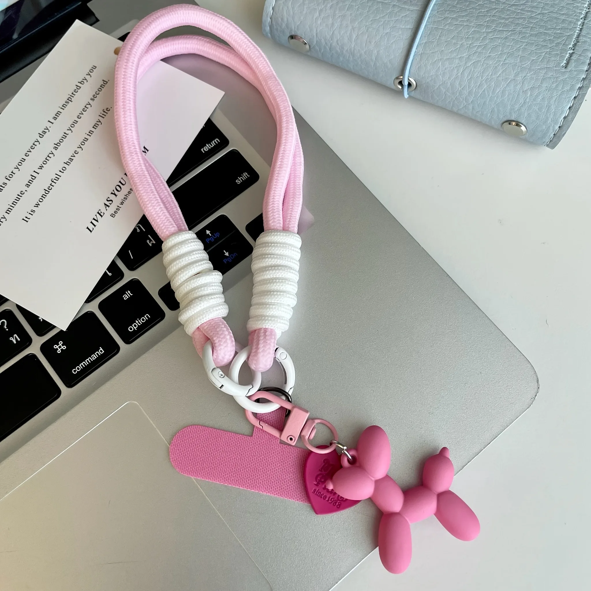Tali Pergelangan Tangan Ponsel Bentuk Anjing Balon Kreatif, Aksesoris Casing Ponsel Universal, Liontin Portabel Anti-Selip Anti-Jatuh