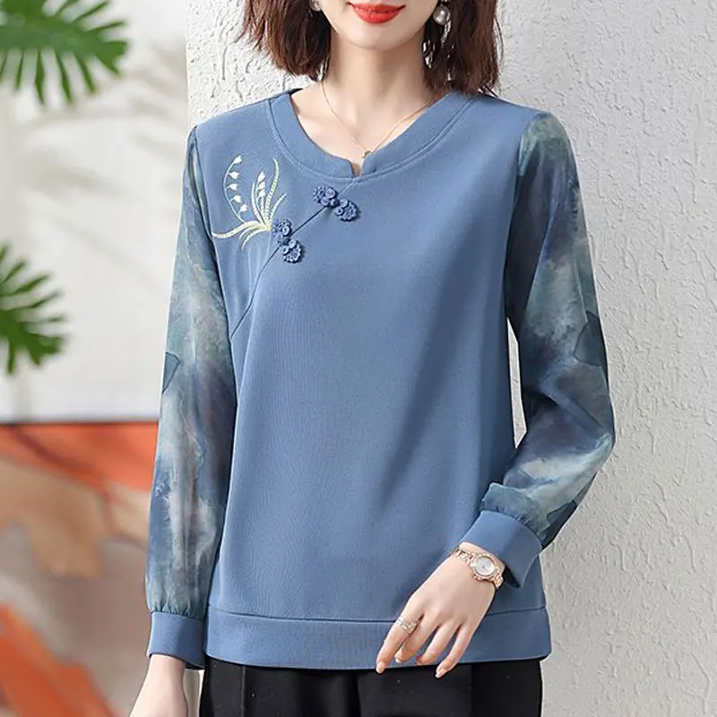 Mode Blumen Stickerei Bluse lässig gedruckt gespleißt weibliche Kleidung O-Ausschnitt Frühling Herbst Folk chinesische Scheibe Schnalle Shirt neu