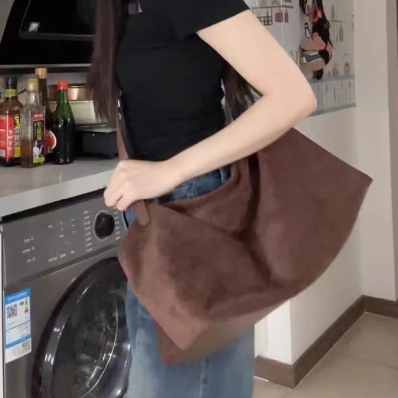 

Faux Suede Pillow Tote Bags For Women Luxury Designer Handbags And Purses 2025 New In Vintage Large Capacity Shoulder Crossbody