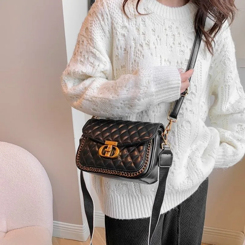 

New Arrival Wristlet Strap Attachment Ladies Bag Convertible Underarm Shoulder Bag For Evening Options