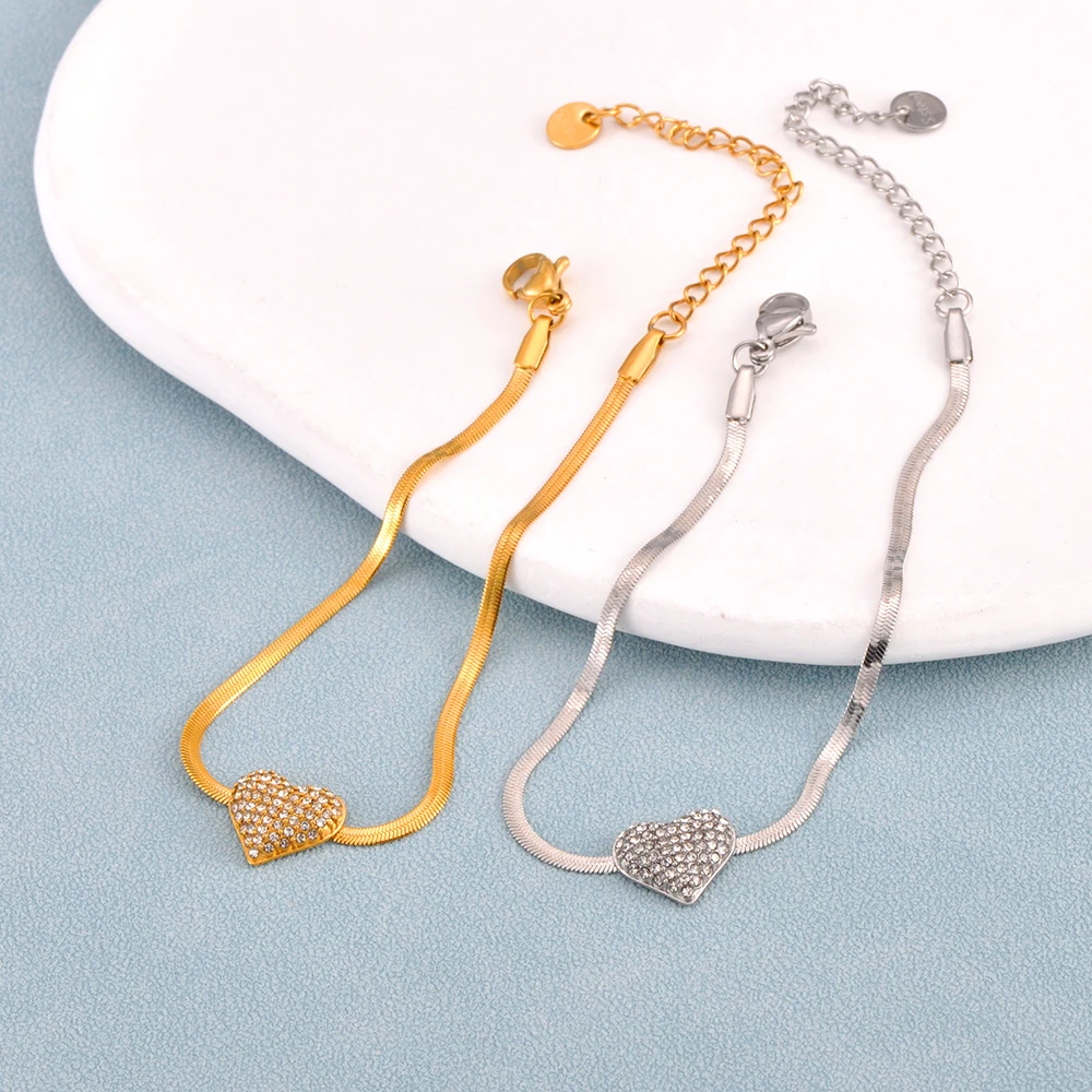 JeeMango 316L Edelstahl-Armband mit Herzanhänger für Damen, elegante Naturperle, 18 Karat vergoldet, trendiges Schmuckzubehör B23176 – Detail 11
