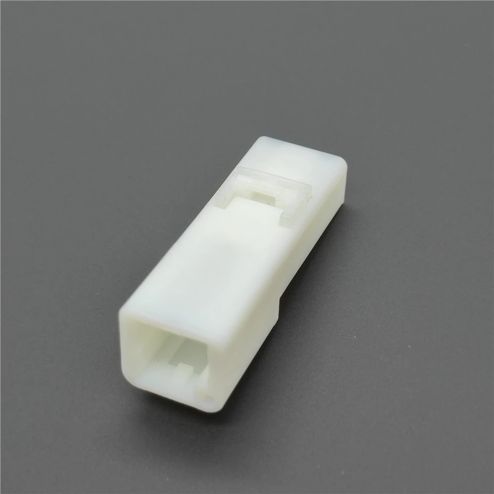 7282-5846 2 Pin Unsealed Automotive Connector Male 1.0III 040III Series 1.0mm PBT Natural for ECU Sensor Wiring
