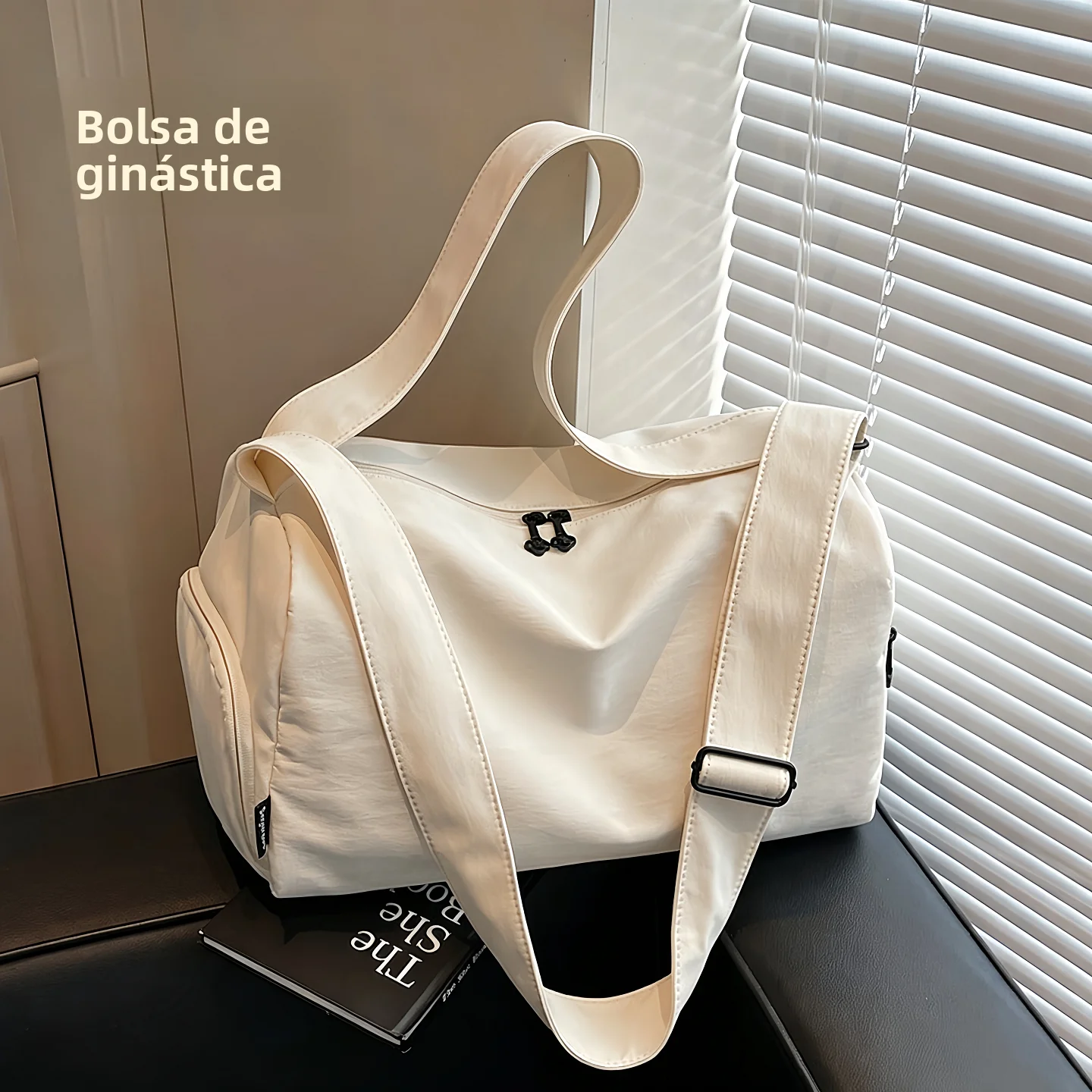sac-de-sport-pour-femmes-sac-a-bandouliere-pour-la-natation-grande-capacite-compartiment-separe-pour-les-chaussures-sac-de-voyage
