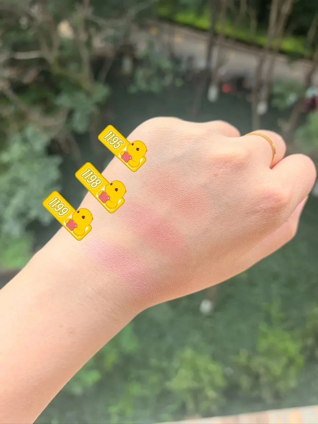 พาเลทบลัชออนคัลเลอร์โรส เมคอัพแองเจิล รีลีฟ บลัชเชอร์ พาเลท แป้งมิเนอรัลเนื้อแมทท์ คอนทัวร์และไฮไลท์หน้า ให้ลุคแบบชิมเมอร์หรือเนื้อแมทท์