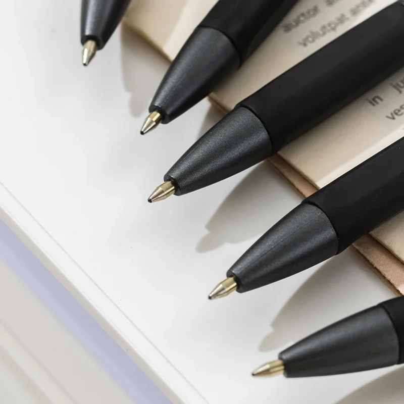 DELI Glatt Schreibende Kugelschreiber 0,7mm Schwarze und Blaue Tinte 12er-Pack Einziehbare Kugelschreiber für Büro Schule Zuhause – Detail 11