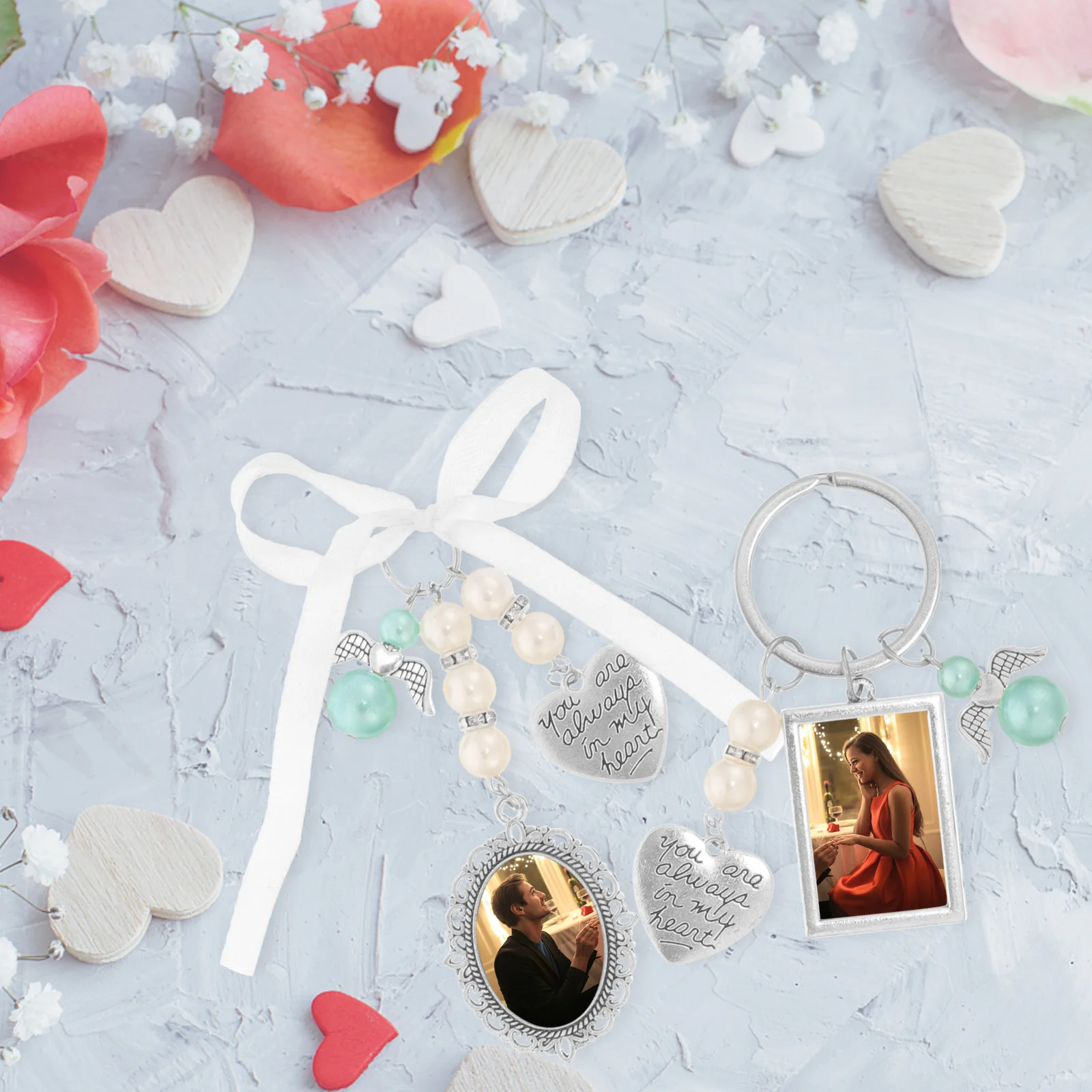 

2Pcs Wedding Bouquet Photo Charm DIY Picture Frame Pendant Memorial Decor Glass Alloy Customizable Wedding Bouquet Photo Charm