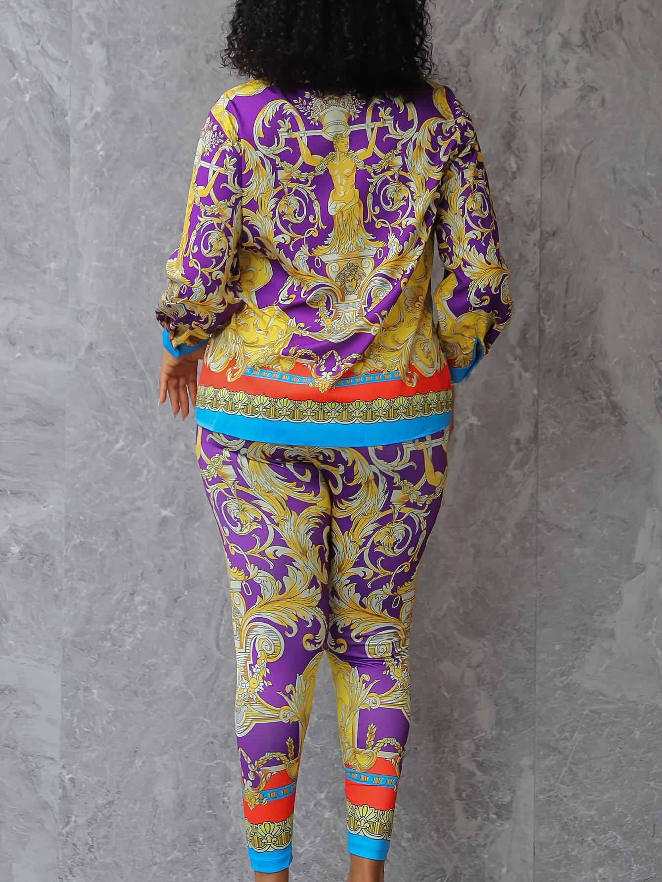 بدلة ذهبية كاجوال مطبوعة بأكمام طويلة مكونة من قطعتين #3