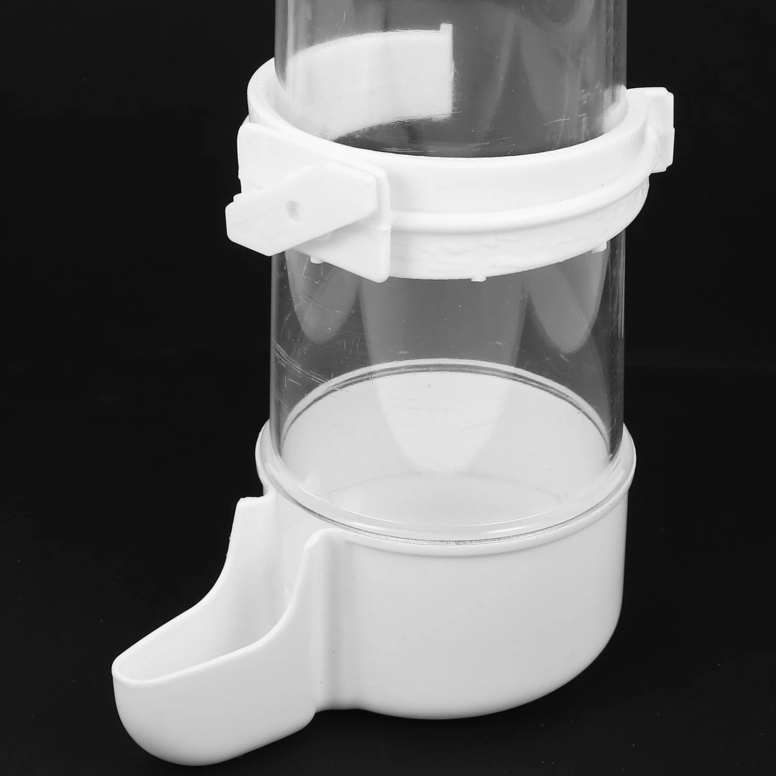 

Parrot Water Dispenser 240ml White Base Transparent Bottle Bird Cage Feeder Automatic Drinking Supplies Container for Pigeons