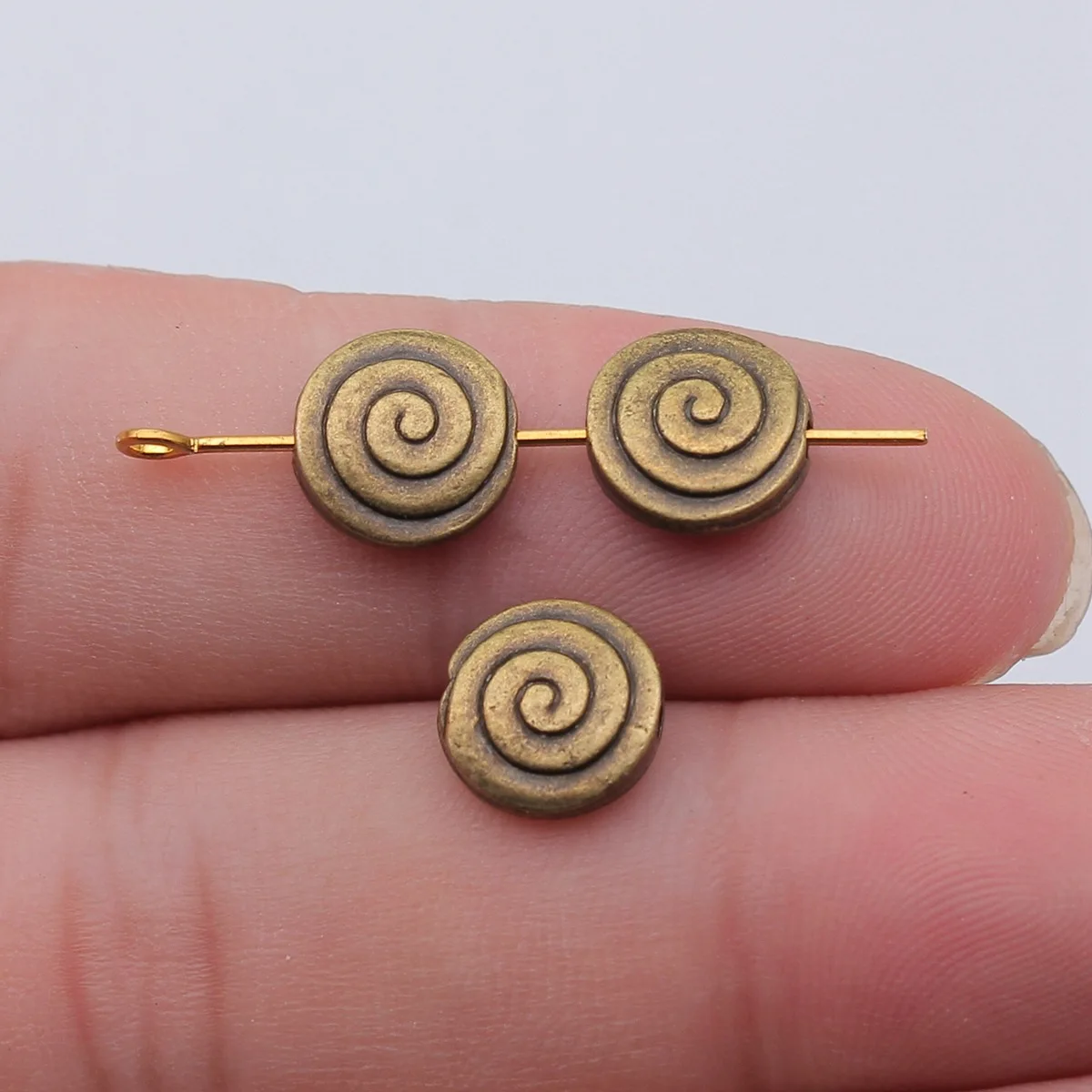 WYSIWYG 10 sztuk akcesoria do wyrobu biżuterii Diy Craft antyczne srebro kolor 3x10mm wirowe okrągłe małe koraliki z otworami — zdjęcie 7