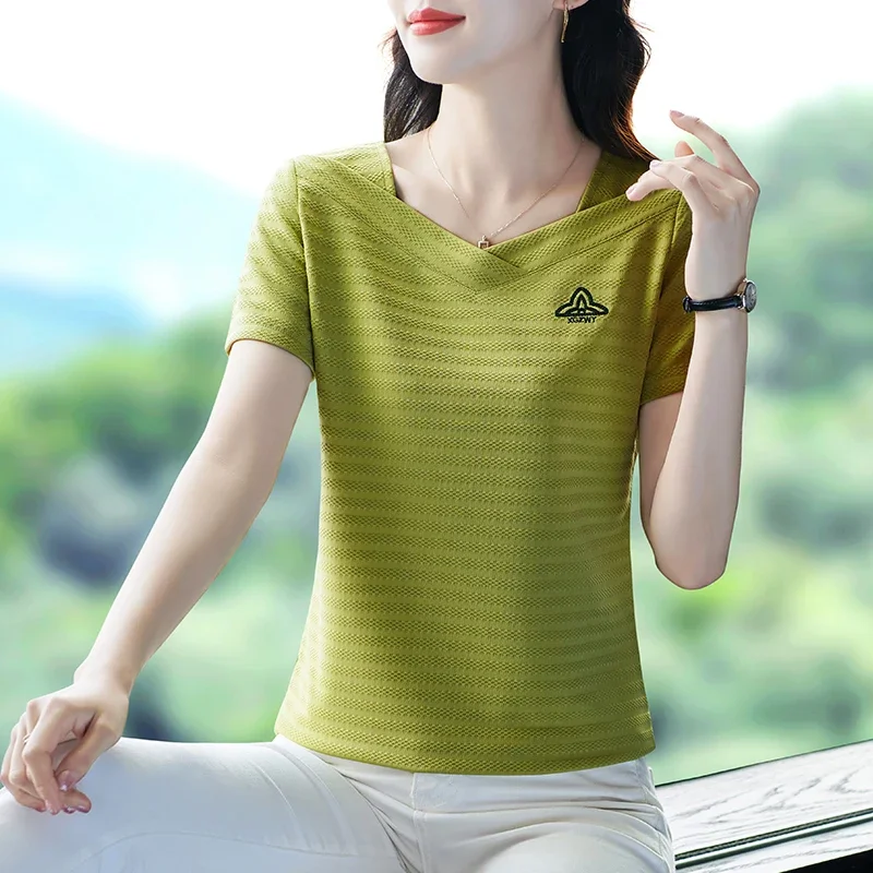 

Summer Women's V Neck Short-sleeved T-shirt Summer Women's Temperament To Reduce Age Slimming Fashion Sports Top Thin T-shirt