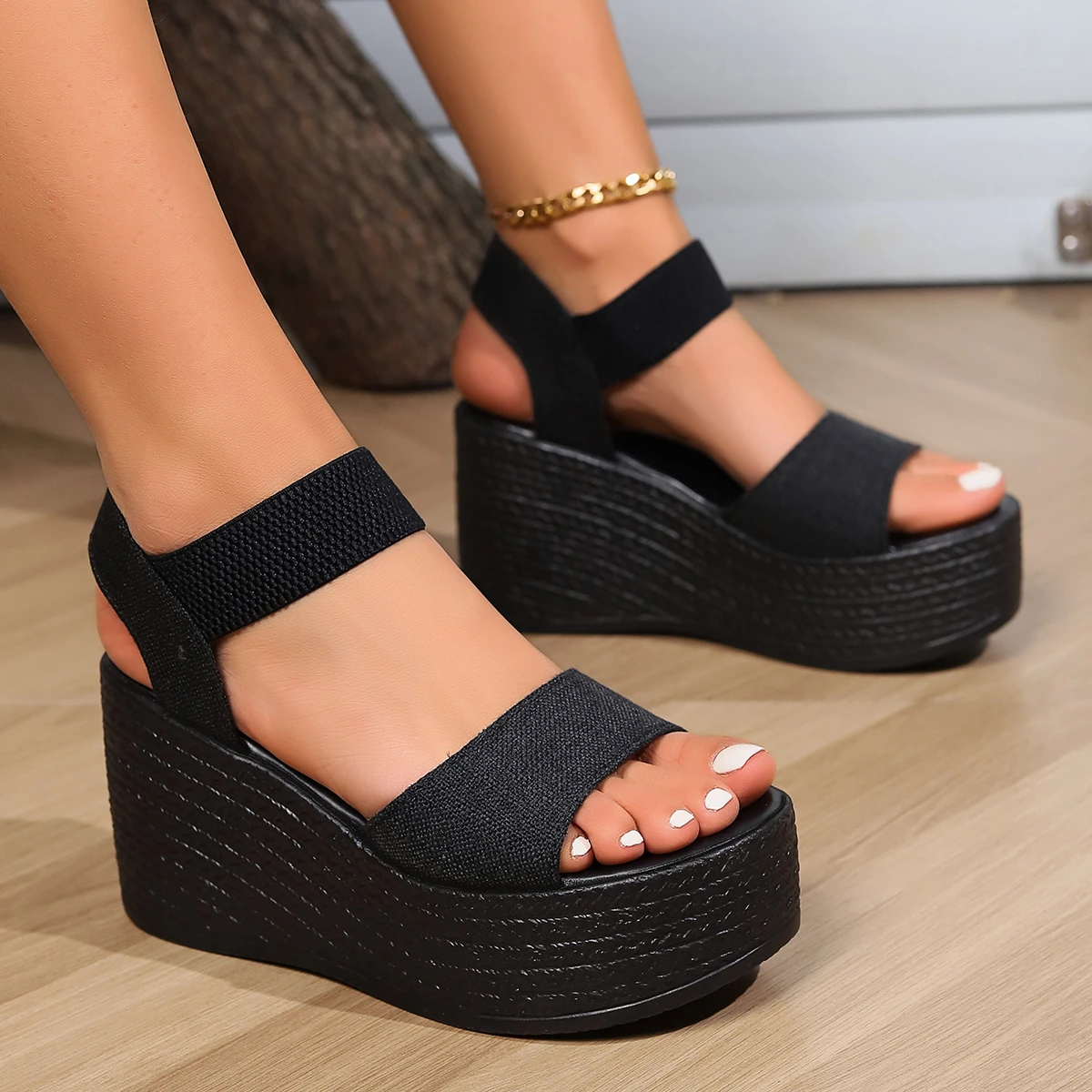 Sandals for women's foreign trade in large size, new summer style sponge cake wedge heel thick sole sandals, waterproof platform