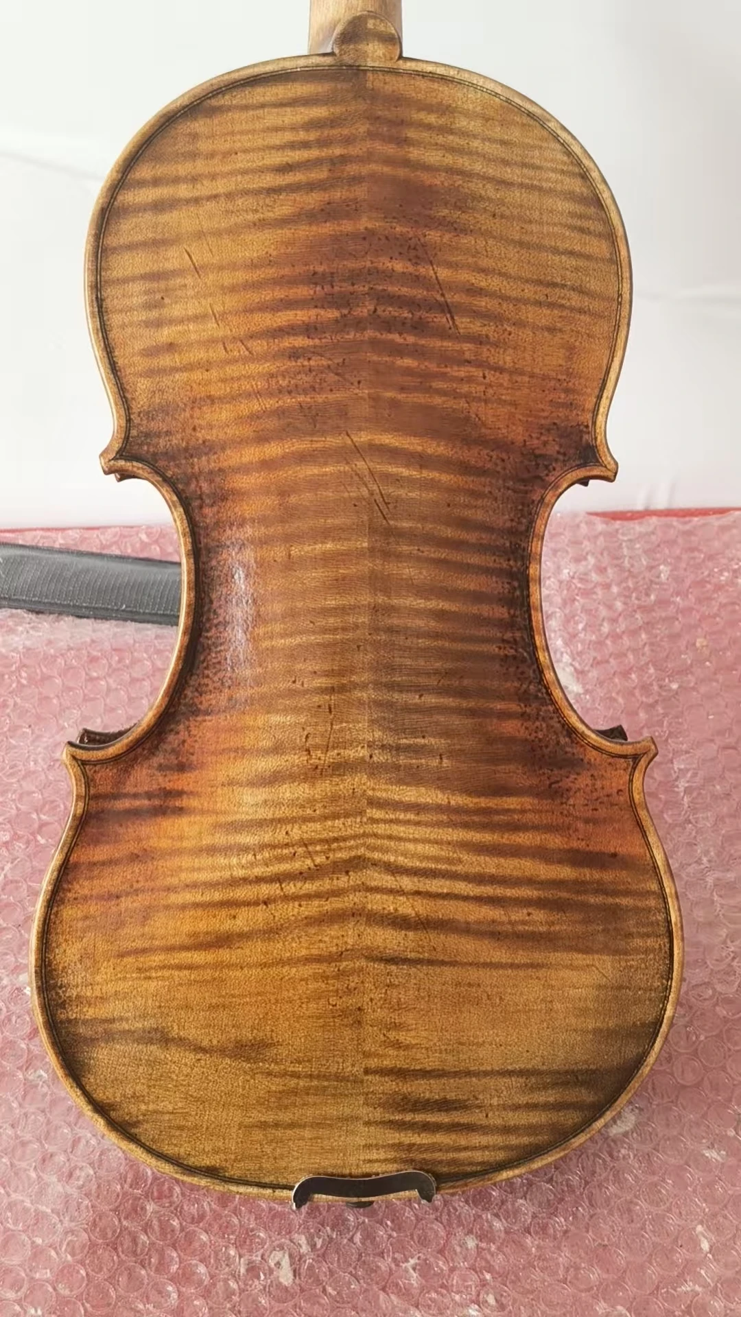 Strong tone Amati 1566 model Handmade Violin 4/4 szie Italian Antique varnish Maple Violin professional Musical Instruments