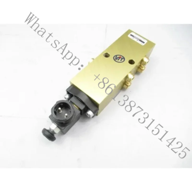 

Suitable VIT 529163 New 5-Port Directional Control with 30mm Solenoid Manual Override Truck Parts