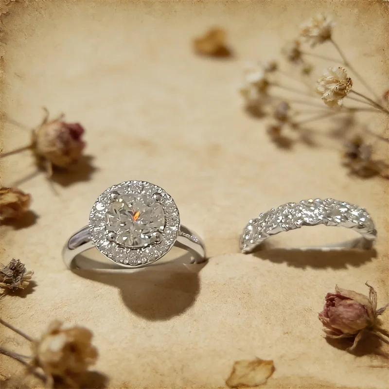 Elegant White Stone Zircon Luxury Engagement Silver Color Round Rings Set Party Anniversary Wedding Rings for Women