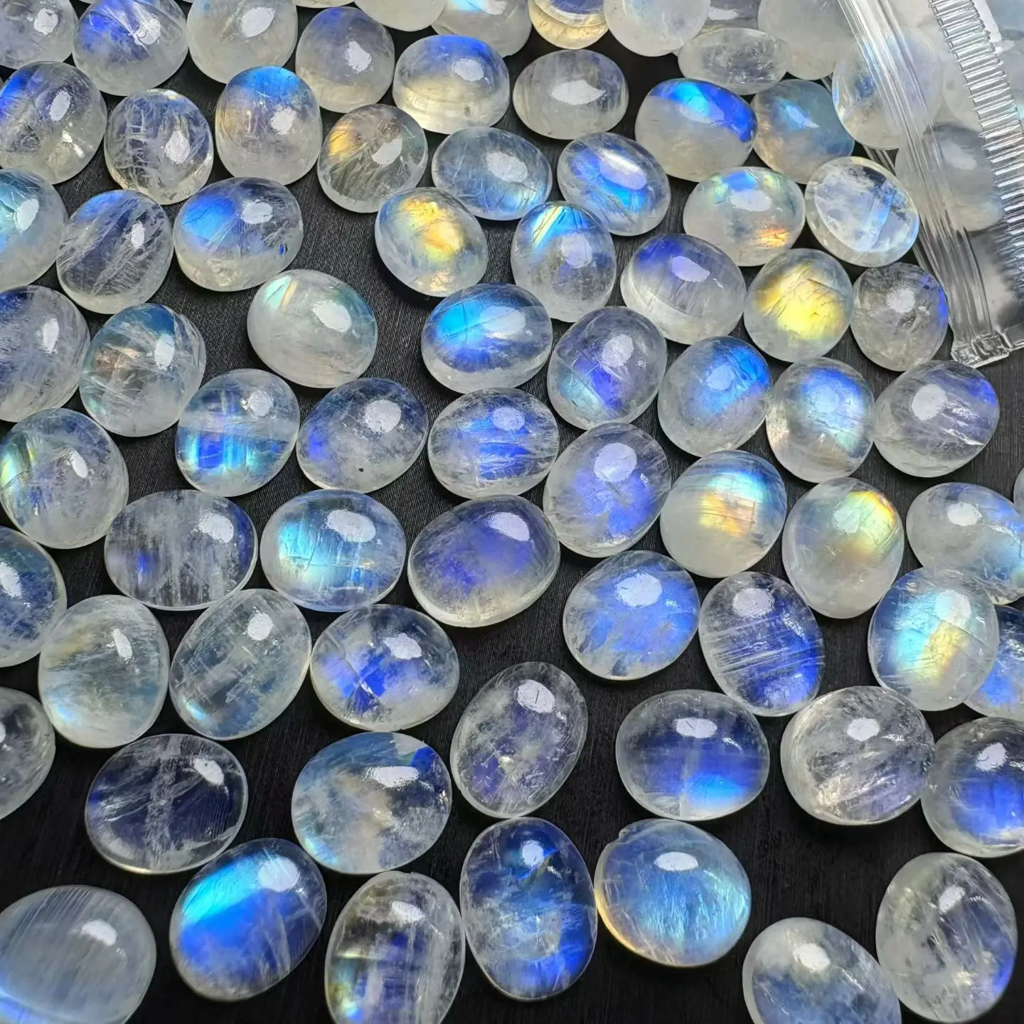 1 Pc Fengbaowu Natural Stone Rainbow Blue Moonstone Oval Cabochon Shape 10x12MM DIY Ring Pendant High Quality Jewelry Gift