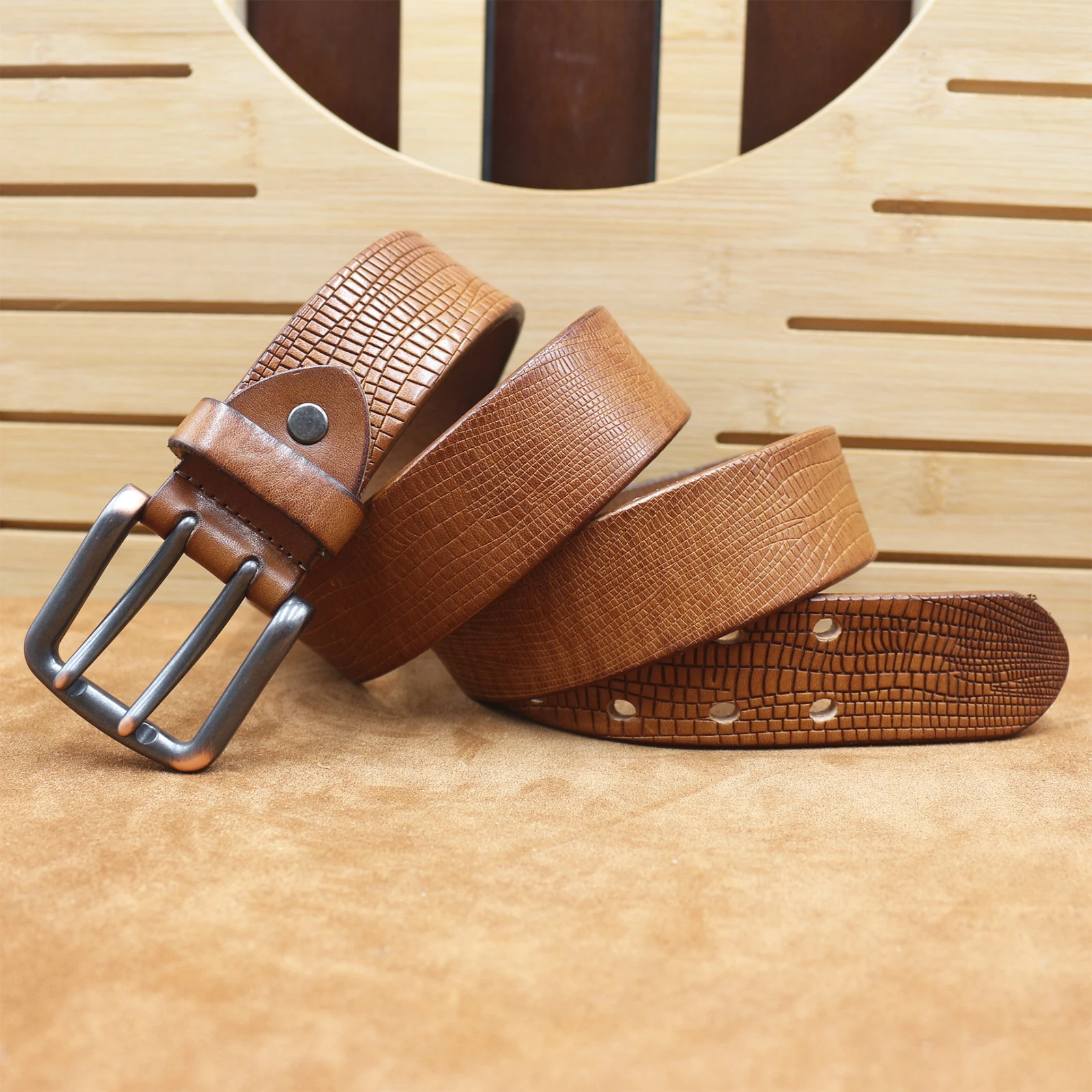 

Высококачественная натуральная толстая воловья кожа в стиле ретро, повседневная латунная пряжка с латунным хвостом ремня, мужской ремень, дизайнерский джинсовый ремень