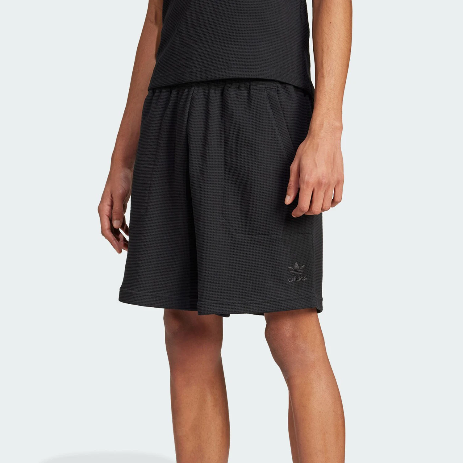 

Adidas Originals Мужские повседневные вязаные дышащие спортивные шорты IW5806