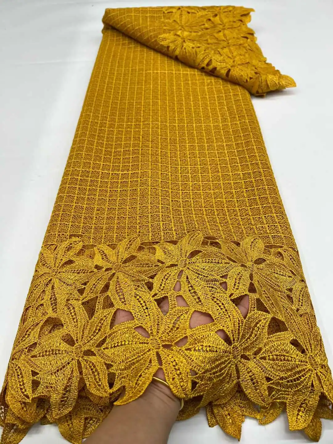

African Guipure Cord Lace Fabric 2025 High Quality 5 Yards Nigerian Water Soluble Lace Fabric For Women Wedding Party Dresses