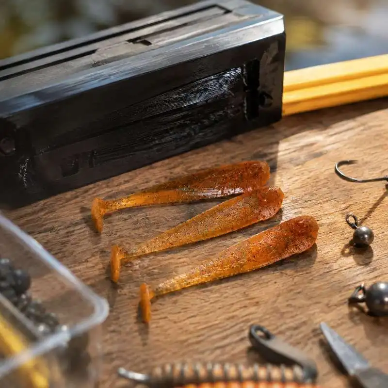 Mini Minnow Fishing Bait Mold, DIY Hand-pouring Lure Making Tool for Fishing - view 4