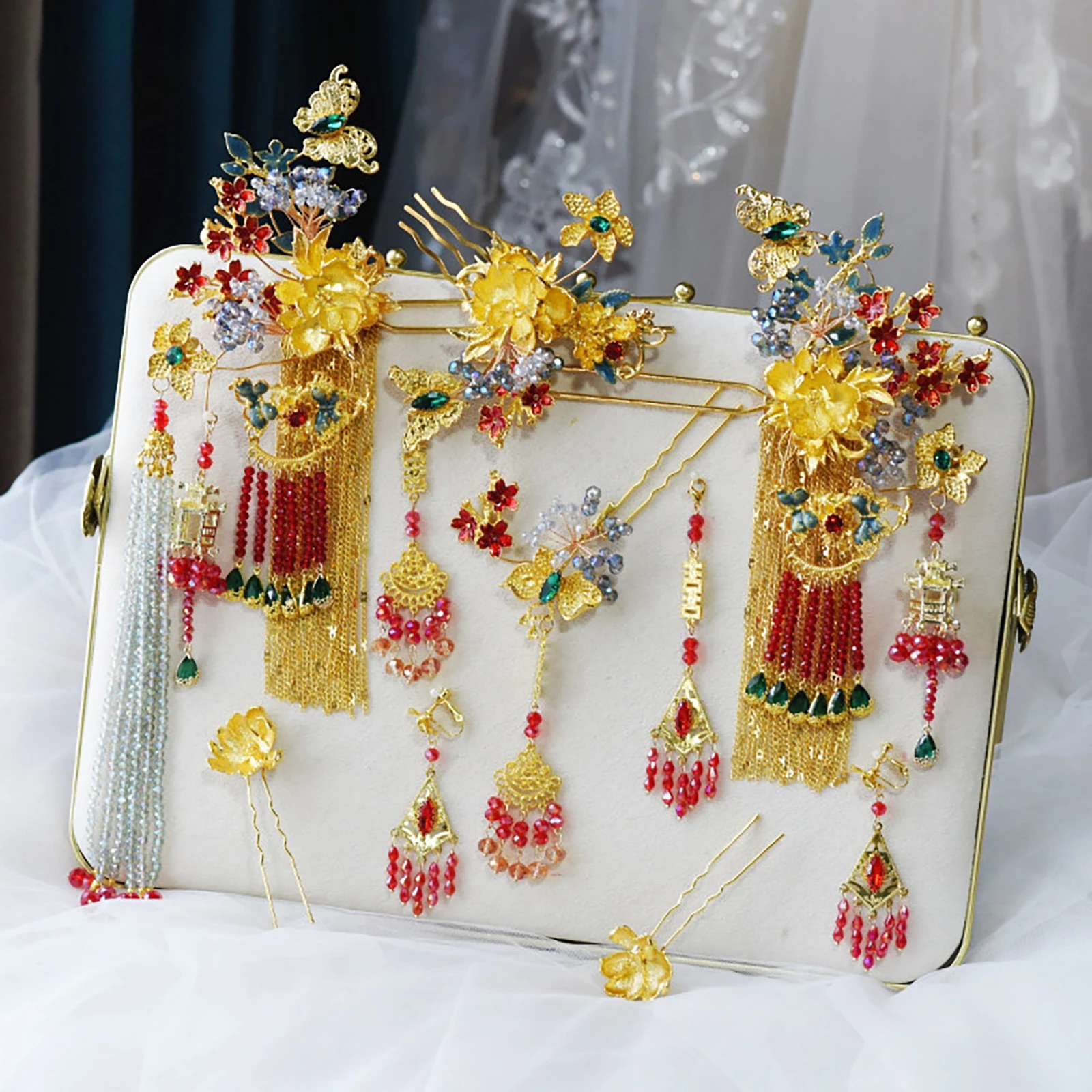 Bridal Golden Flower Xiuhe New Chinese Style Headwear, Luxurious Wedding Heavy Work Crystal Fringe Dragon and Phoenix Gua Hair A