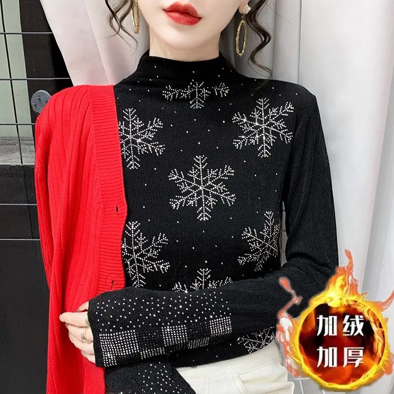 

2024 Autumn/Winter New Diamond Set T-shirt Women's Long Sleeve Snow Letter Pattern Half High Collar Bottom Shirt Hot Stamped Top