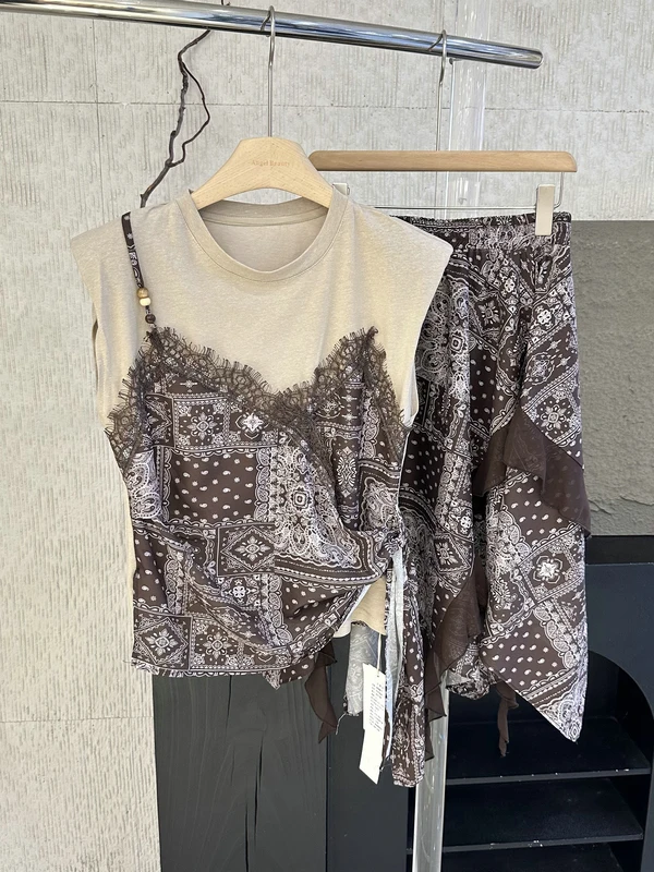 

Fashionable Lace Floral Print Two-Piece Set Summer 2026 Irregular Halter Neck Sleeveless Women's Ensemble Elegant Student Uni...