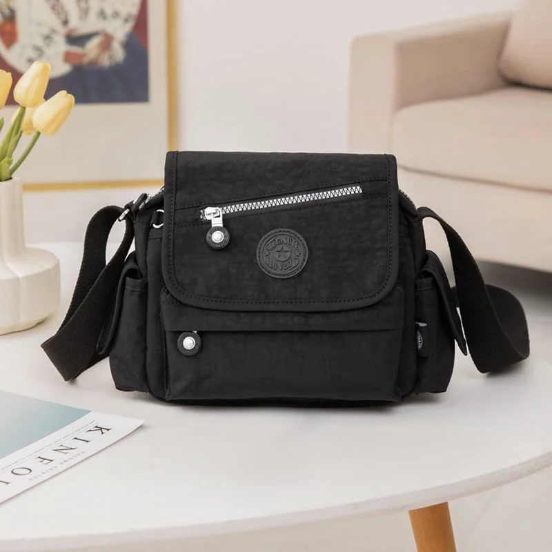 2023 Summer New Pocket Diagonal Cross Small Bag Horizontal Version Solid  Multi-layer Commuting Three In Women Bag