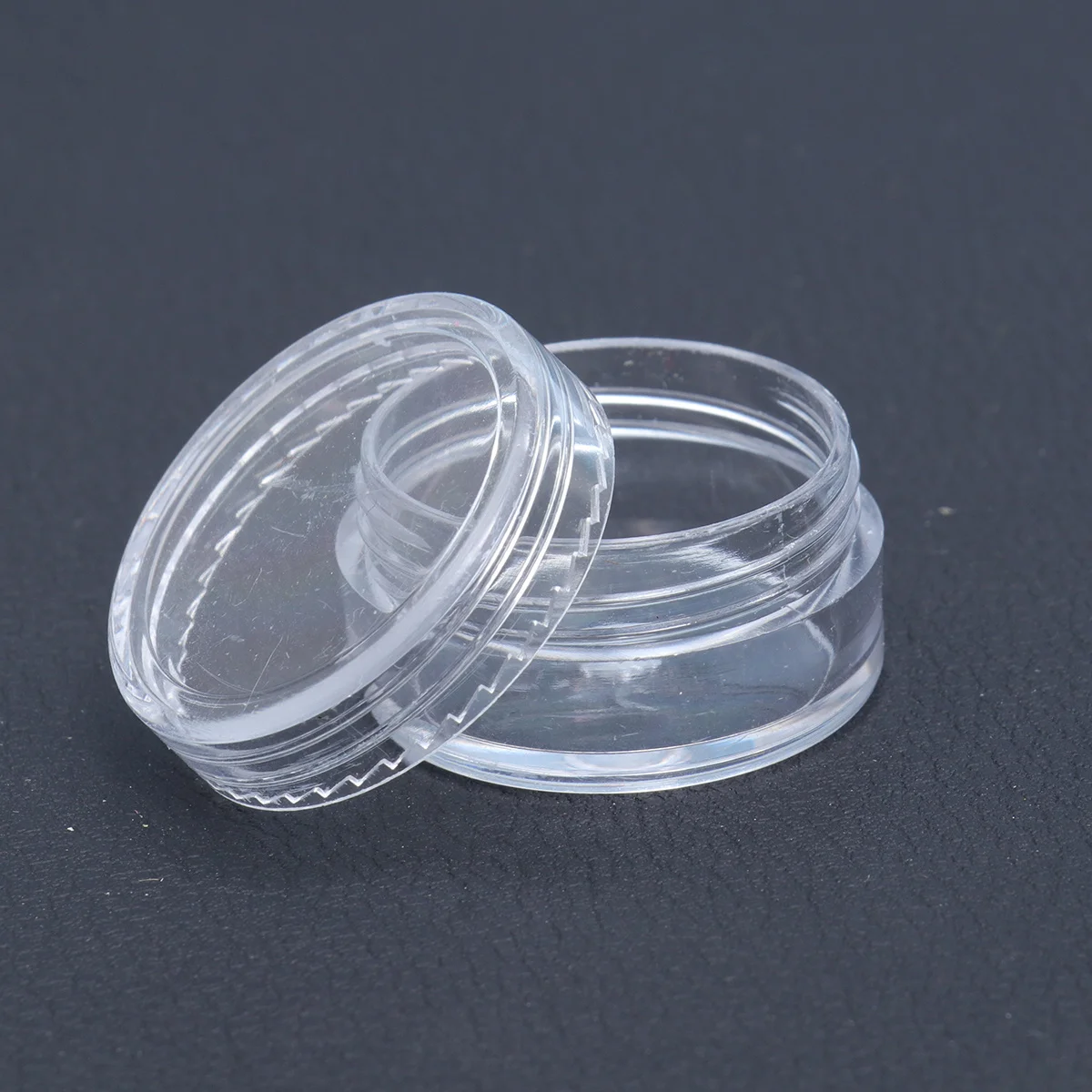 

50Pcs Plastic Jars 5G 5Ml Round Transparent Containers with Tight Lids for Skincare Products Samples Paints Medication