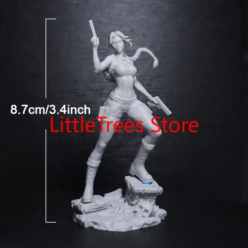 1/24   Resin Model Kit Explorer Girl Figurine Unpainted Sculpture Painted RW-1421