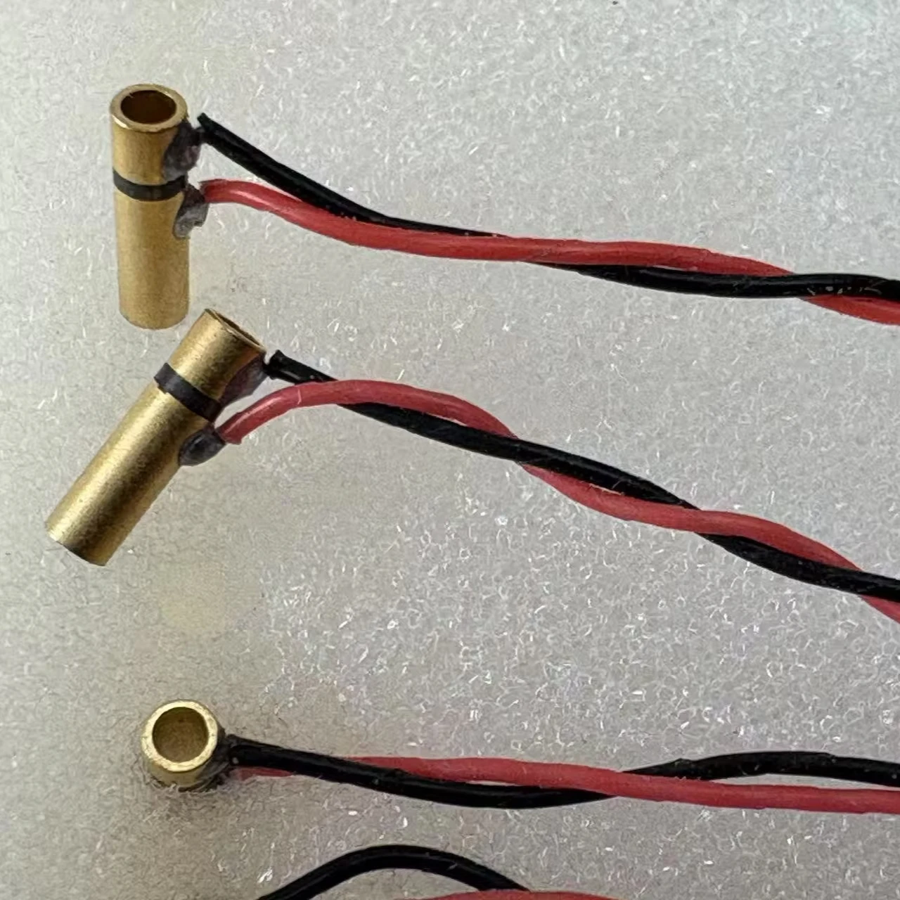 Miniature Tube Ceramic Parts With Wires Industrial Dispenser/Dosing- Customized Dimensions
