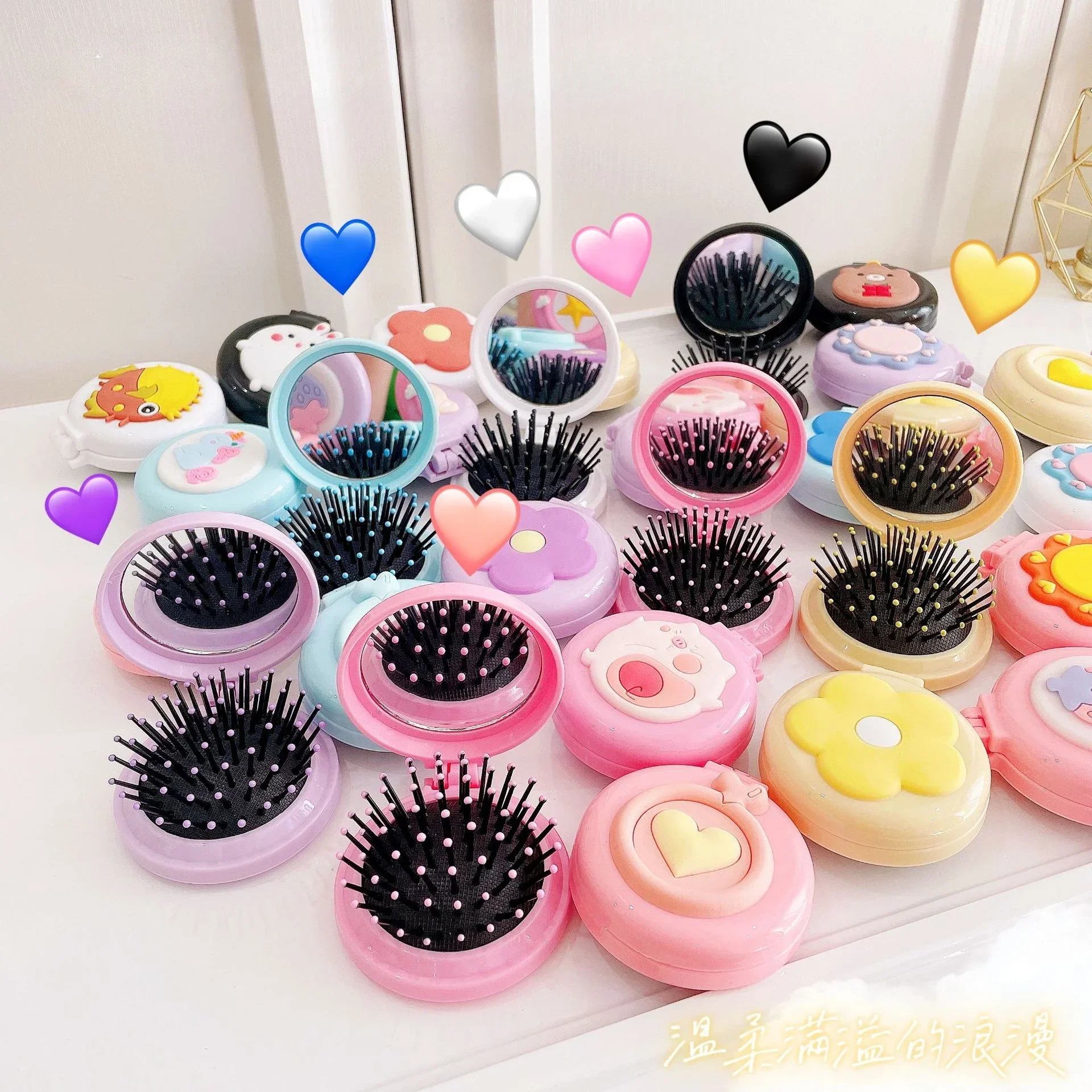 Cute Cartoon Folding Comb with Makeup Mirror Air Cushion Comb Portable Travel Pocket Hair Brush Cosmetic Mirror Head Massager