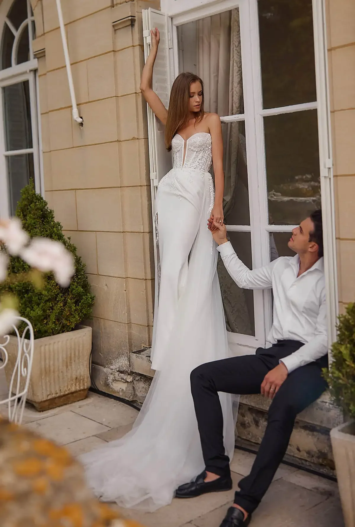 Flavinke Customized Mermaid Wedding Dresses Women Sweetheart Neck Sleeveless Bridal Gown Appliques Split Sweep Train Dresses