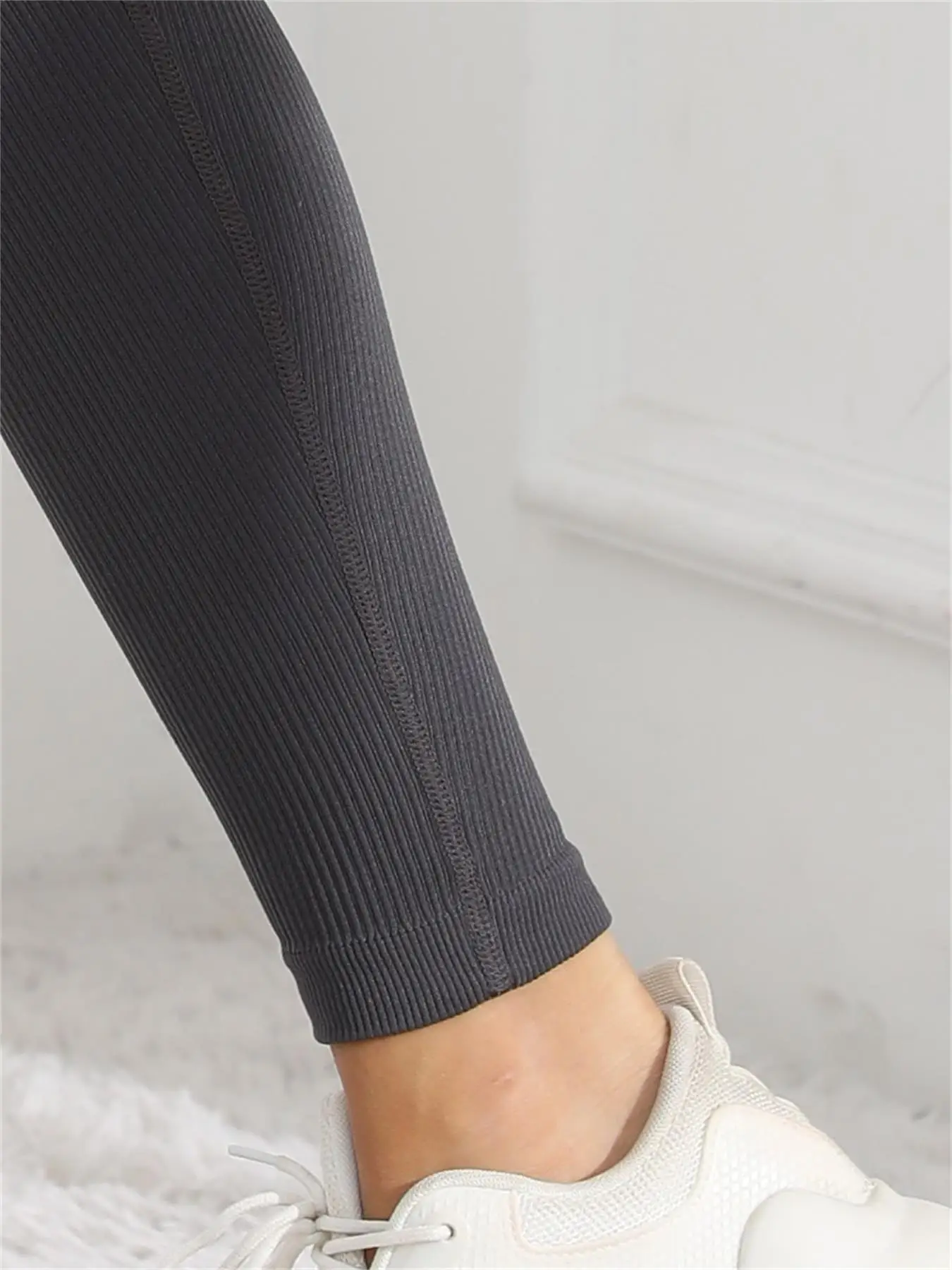 Hoch taillierte, nahtlose Yoga-Leggings, gerippte Sportbekleidung, Strumpfhosen, Fitnessbekleidung für Damen, Fitnessstudio und Freizeitkleidung für Herbst und Winter – Detail 18