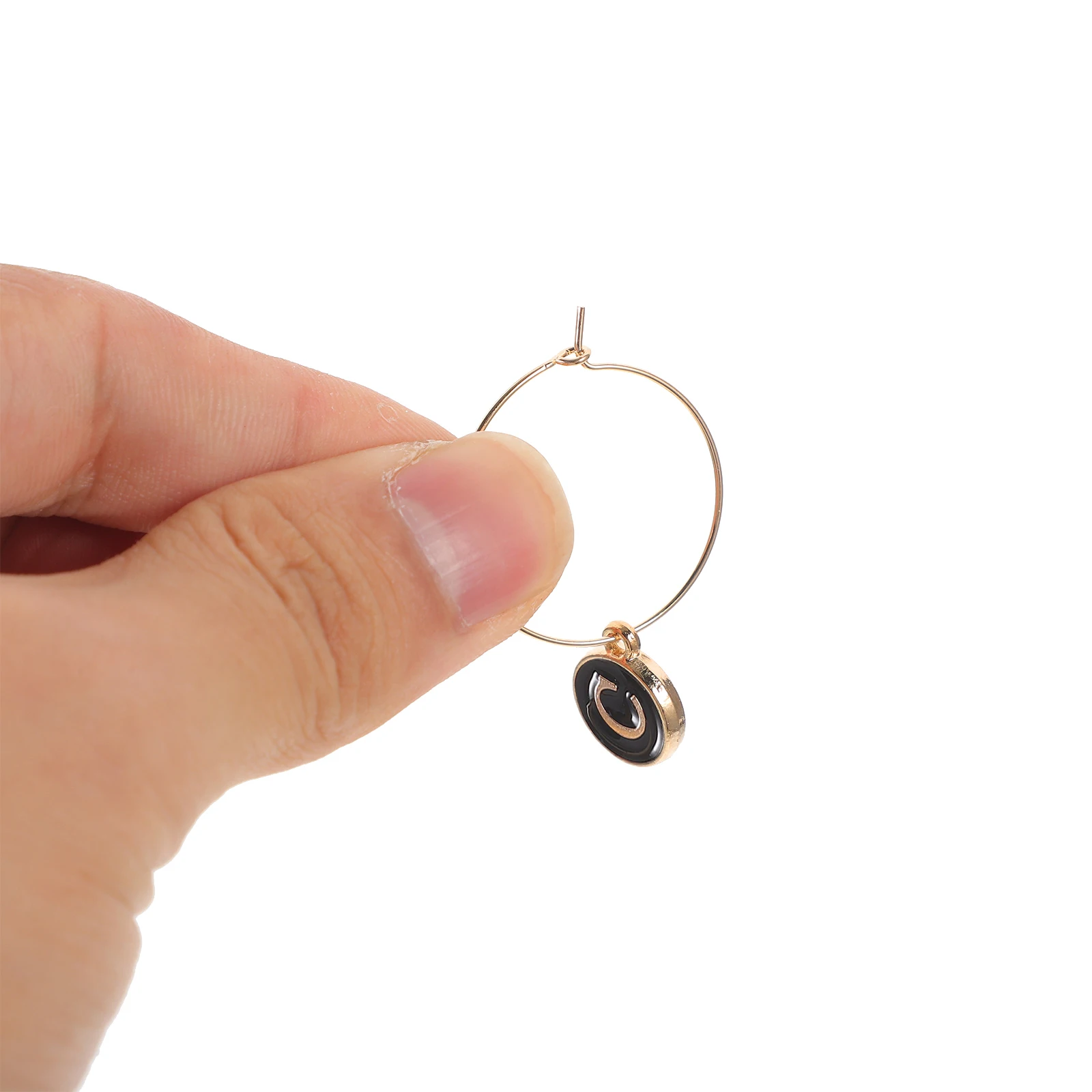 

26 шт., маркер для бокалов из сплава, буквы для вечеринки, декоративные подвески для напитков, многоразовые бирки для чашек вина для дома, отеля, ресторана