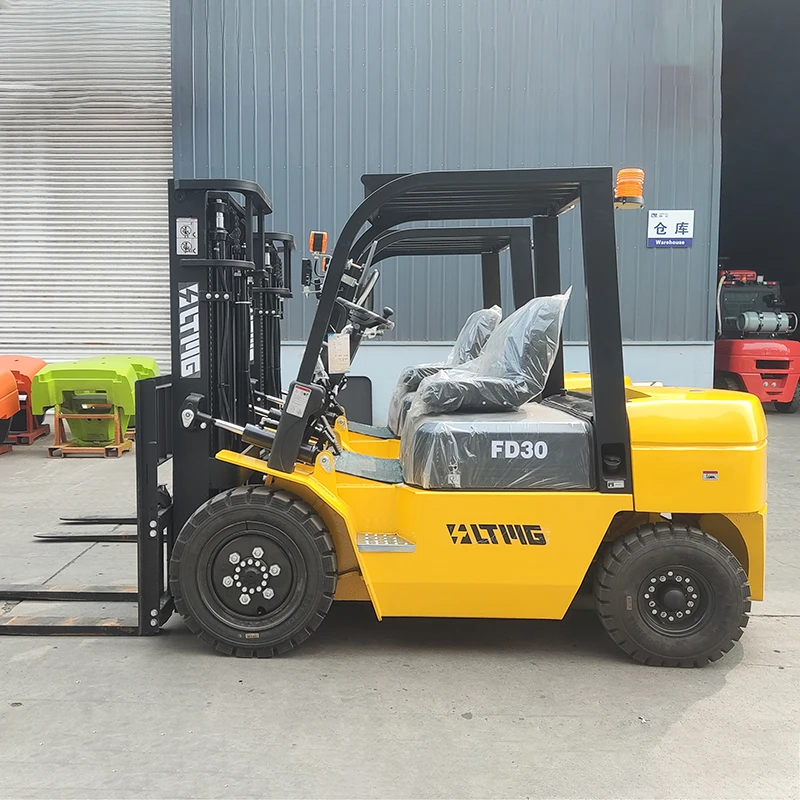 small forklift truck price 2 ， 2.5 ， 3 ，3.5 ， 4 ton diesel forklift with euro 3 euro 5 EPA engine