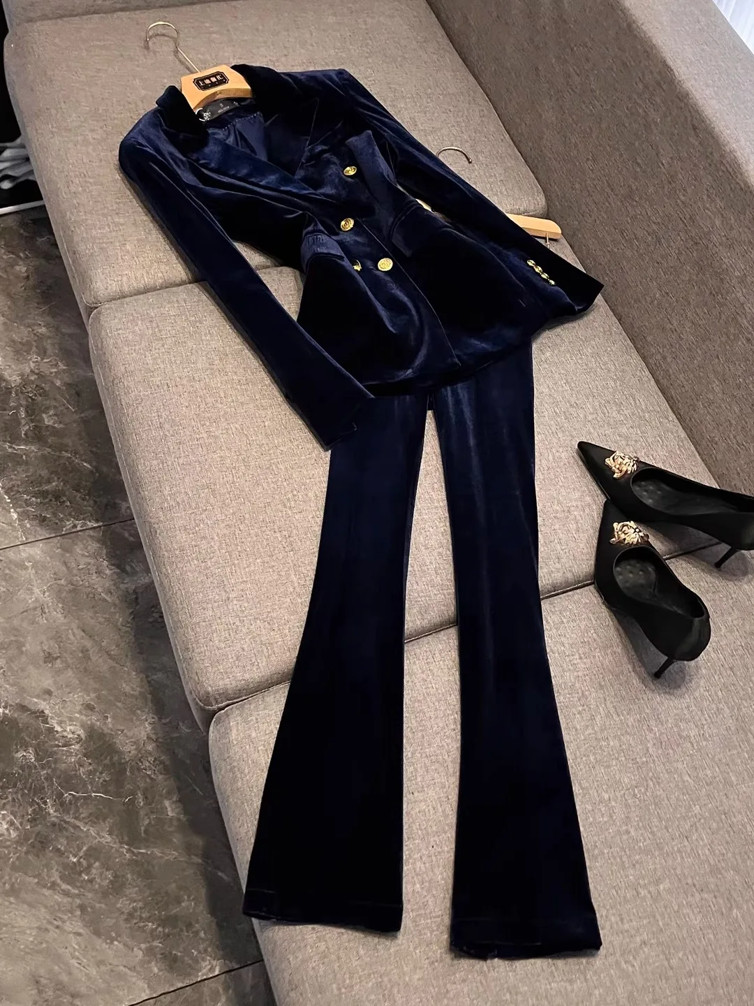 

Модный повседневный женский деловой костюм-двойка для весны и осени, новый уличный стиль, высококачественный формальный укороченный костюм в западном стиле